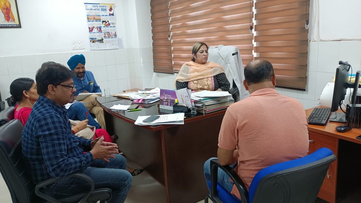 स्वास्थ्य सचिव ने सिविल सर्जनों के साथ की वीडियो कॉन्फ्रेंस