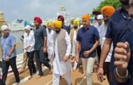 CM मान व मनीष सिसौदिया श्री दरबार साहिब हुए नतमस्तक