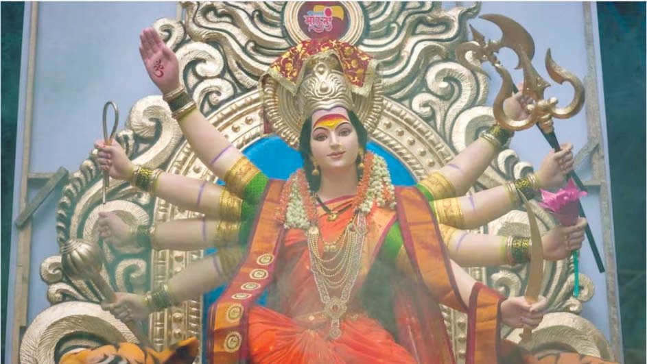 Shardiya Navratri 2024: शारदीय नवरात्रि का तीसरा दिन आज, जानें कैसे करें मां चंद्रघंटा की उपासना