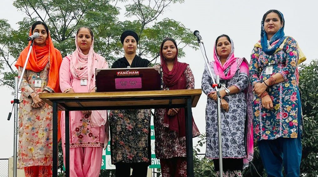गार्डन वैली इंटरनेशनल स्कूल में बाल दिवस मनाया गया