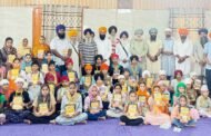 फतेहगढ़ साहिब के सहयोग से फतेहगढ़ साहिब जिले के गांव खानपुर में गुरमीत समर कैंप लगाया।