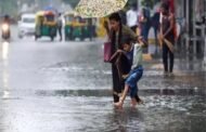 पीलीभीत में मूसलाधार बारिश से उफान पर नदियां, बने बाढ़ जैसे हालात; स्कूल हुए बंद