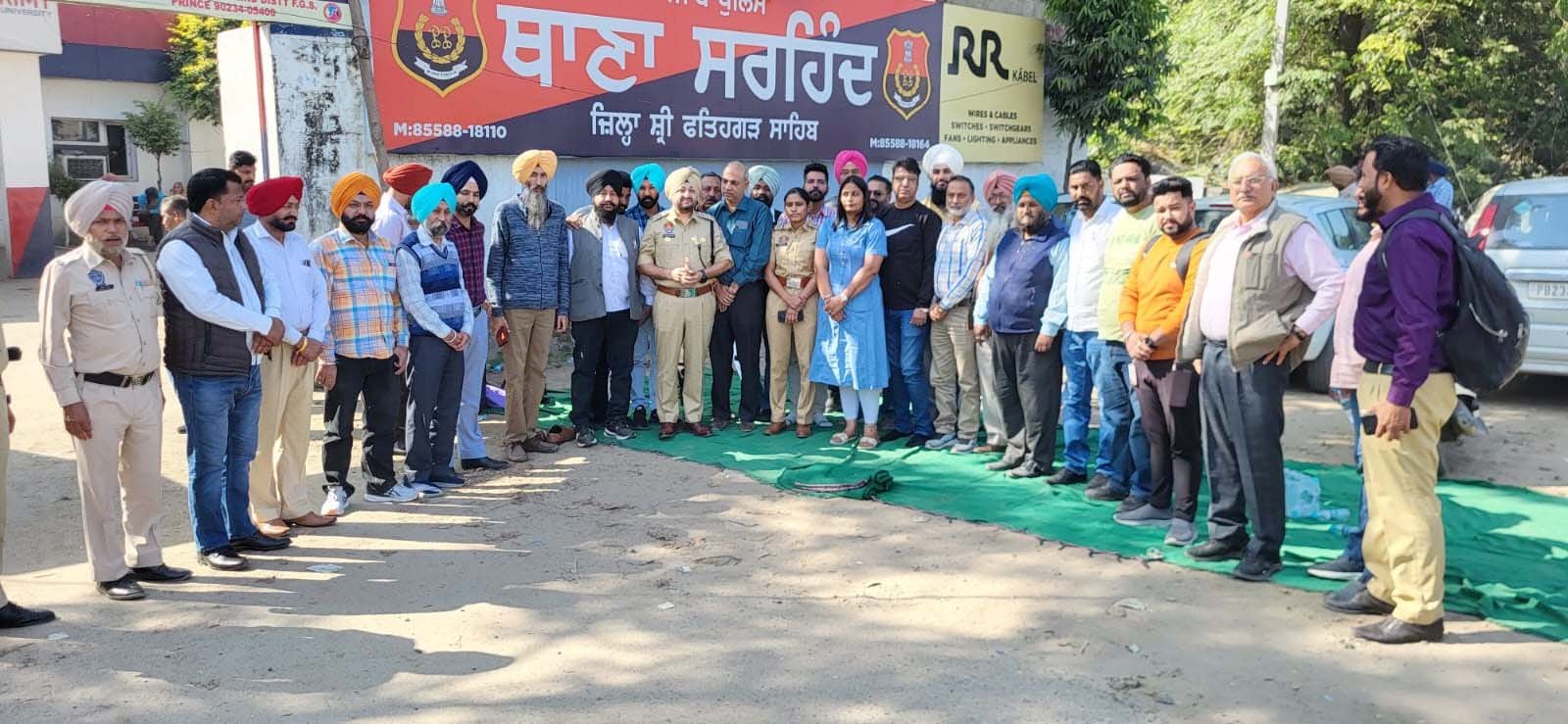 ਪੱਤਰਕਾਰ ਭਾਈਚਾਰੇ ਨੇ ਦਿੱਤਾ ਪੁਲਿਸ ਦੇ ਖਿਲਾਫ ਰੋਸ ਧਰਨਾ