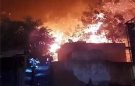 दिल्ली में बड़ा हादसा: घर में लगी आग से 5 लोग झुलसे, इलाके में मची अफरा-तफरी