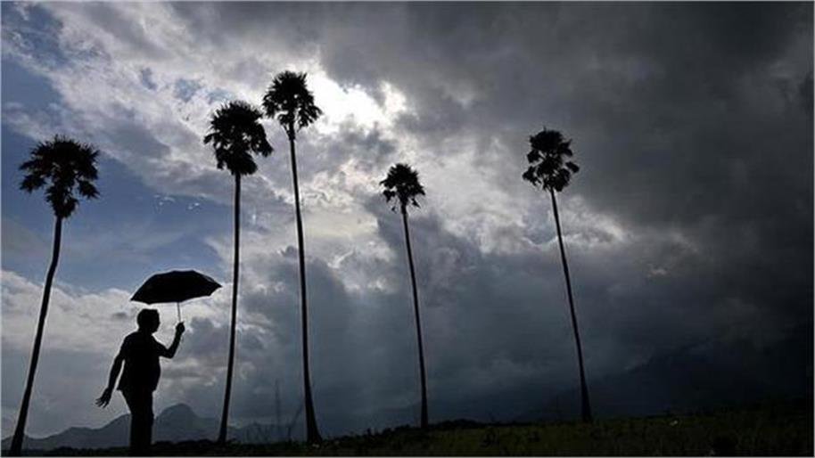 इन राज्यों के 50 जिलों में भारी बारिश और बिजली दिखाएंगे अपना तांडव, IMD का बड़ा अलर्ट जारी